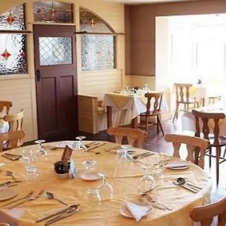 Keane's Bar & Restaurant *