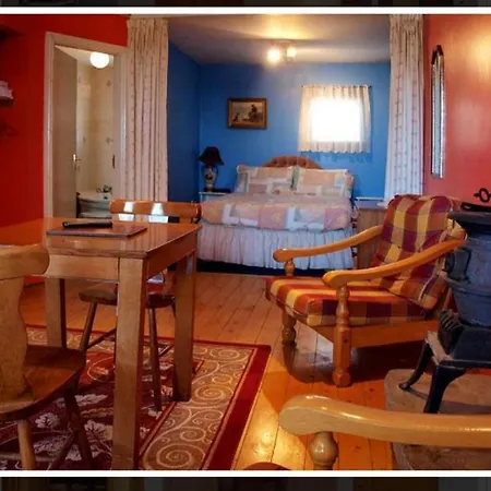 Keane's Bar & Restaurant モーテル *