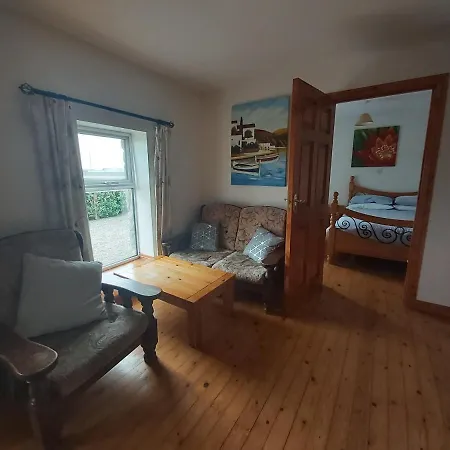 Keane's Bar & Restaurant Lisdeen