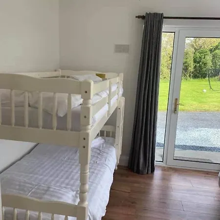 Keane's Bar & Restaurant Motel