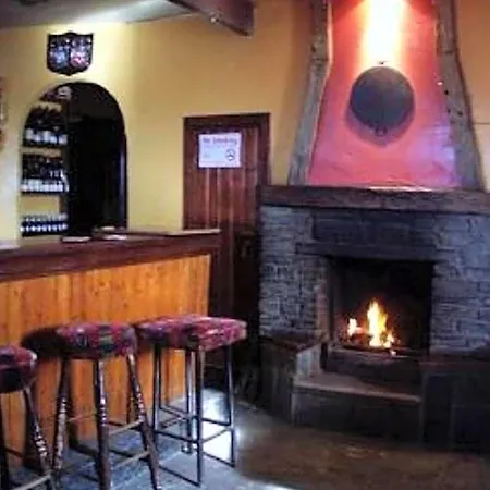 موتيل Keane's Bar & Restaurant