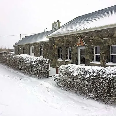 Keane's Bar & Restaurant * Lisdeen
