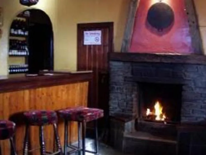 Motel Keane's Bar & Restaurant *