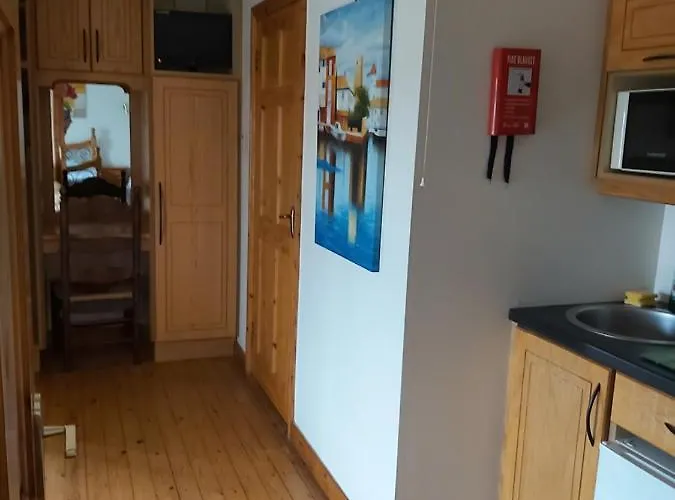 Keane's Bar & Restaurant *