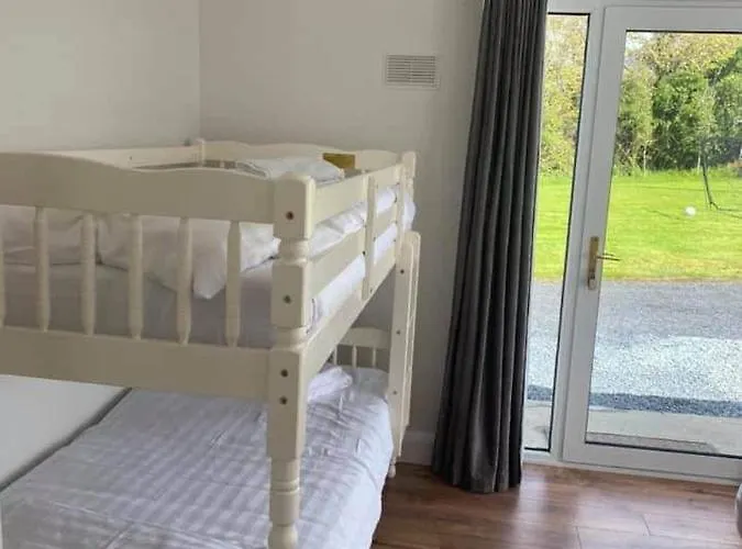 Keane's Bar & Restaurant Motell