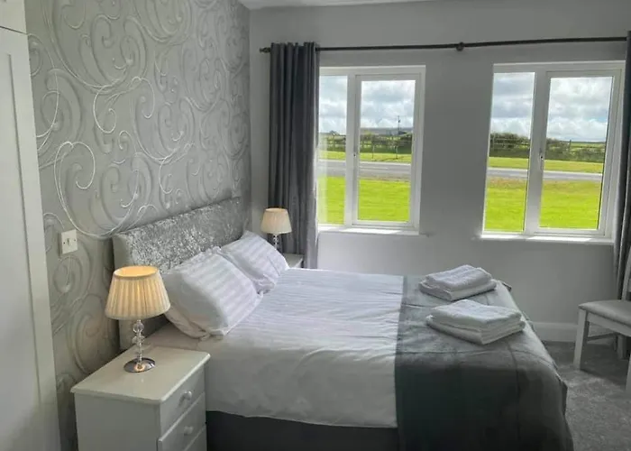 Keane's Bar & Restaurant Lisdeen